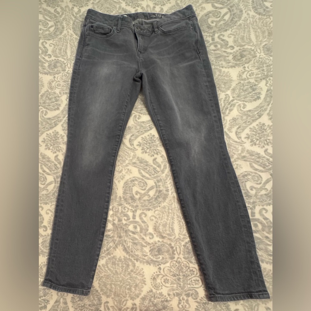 EUC Gap 1969 Skinny Jeans (30)
